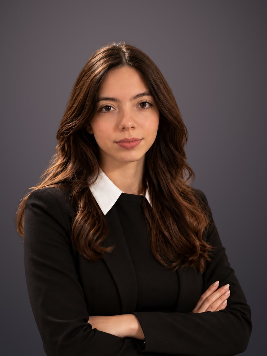Sophie Jamil — Sales München, Baake Sales Estates